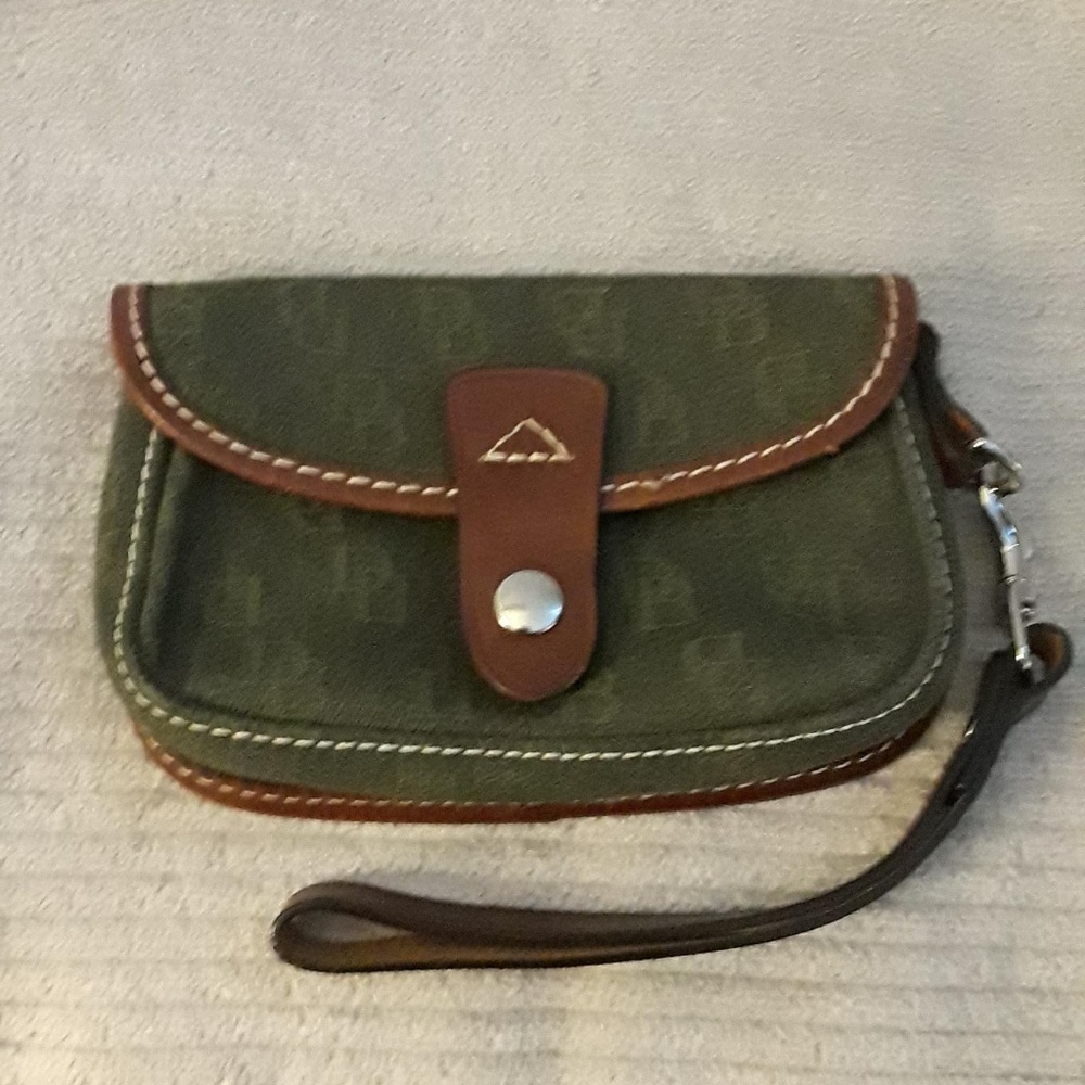 Dooney and Bourke wristlet